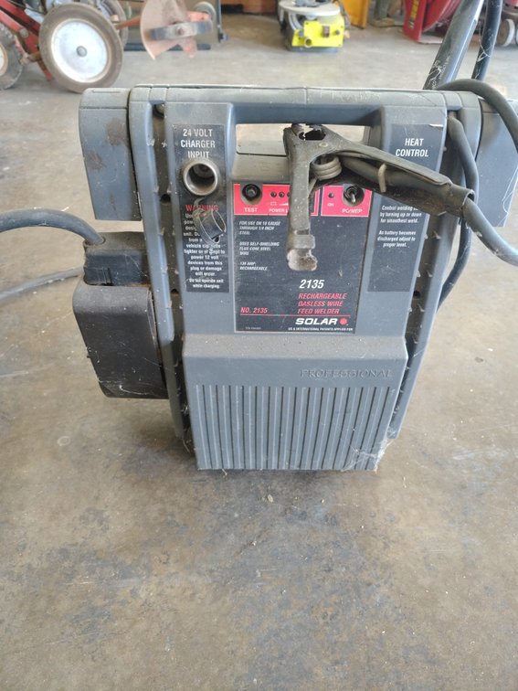 Rechargeable Gasless Wire Welder Made by Solar