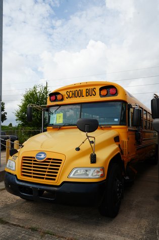 Image for 2019 Blue Bird School Bus (Wrecked) - Will Need to be Towed