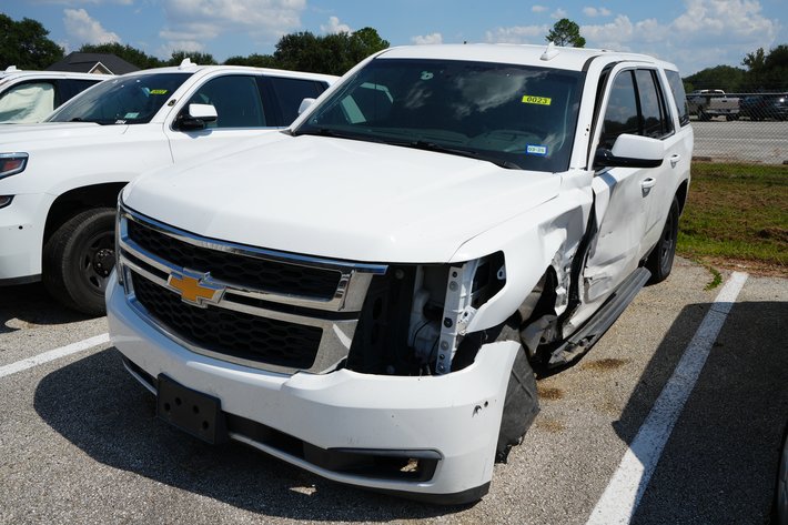 Image for 2018 Chevrolet Tahoe (Wrecked) - Will Need to be Towed