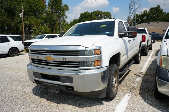 Image for 2018 Chevrolet Silverado 2500HD Crew Cab Pickup