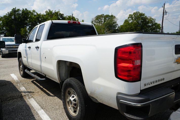 Image for 2018 Chevrolet Silverado 2500HD Crew Cab Pickup