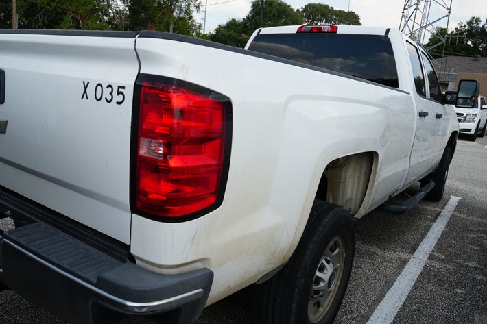 Image for 2018 Chevrolet Silverado 2500HD Crew Cab Pickup