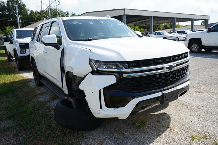 Image for 2021 Chevrolet Tahoe (Wrecked) - Will Need to be Towed
