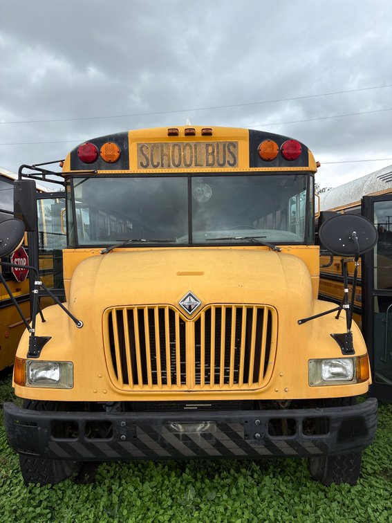 2002 International 3000IC School Bus