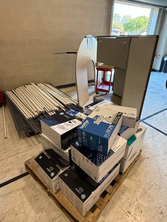 BobsCNC-E3 with Mobile Cart & Miscellaneous