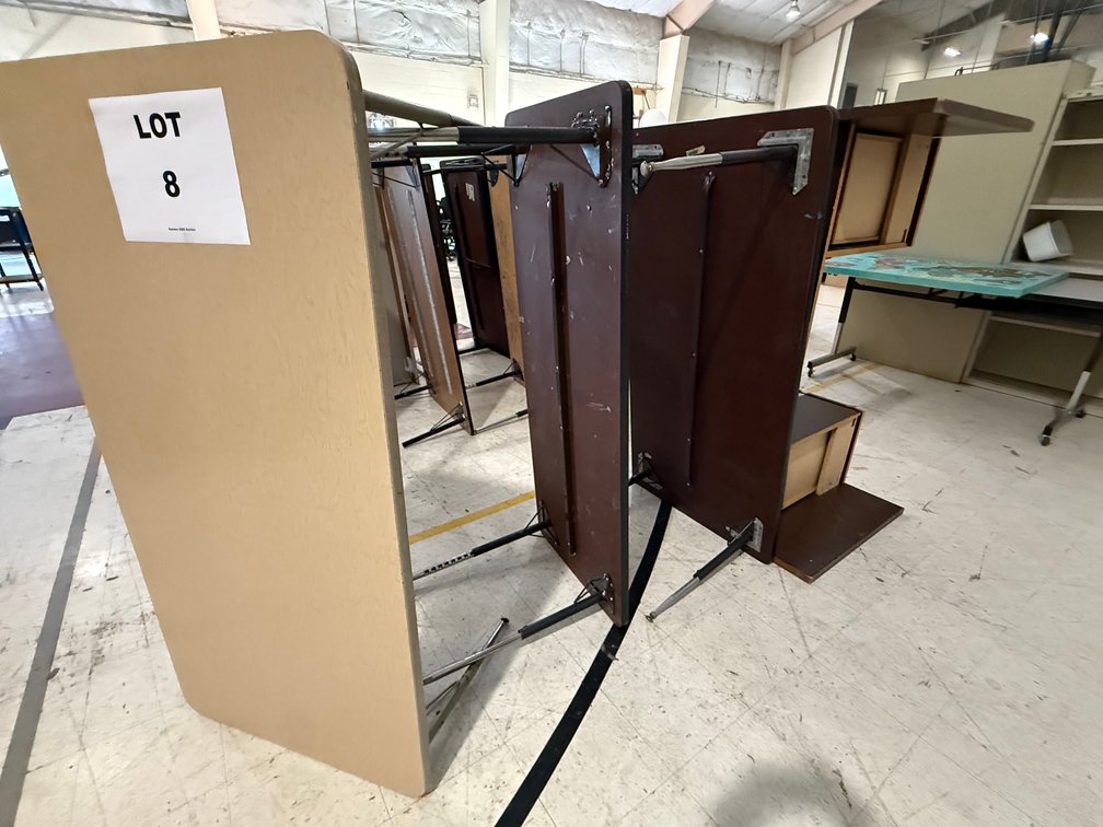 Tables & Desk