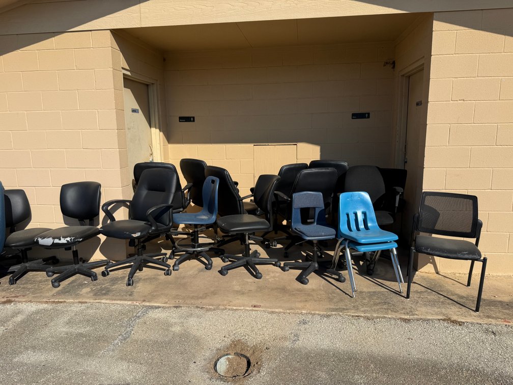 Assorted Office Chairs