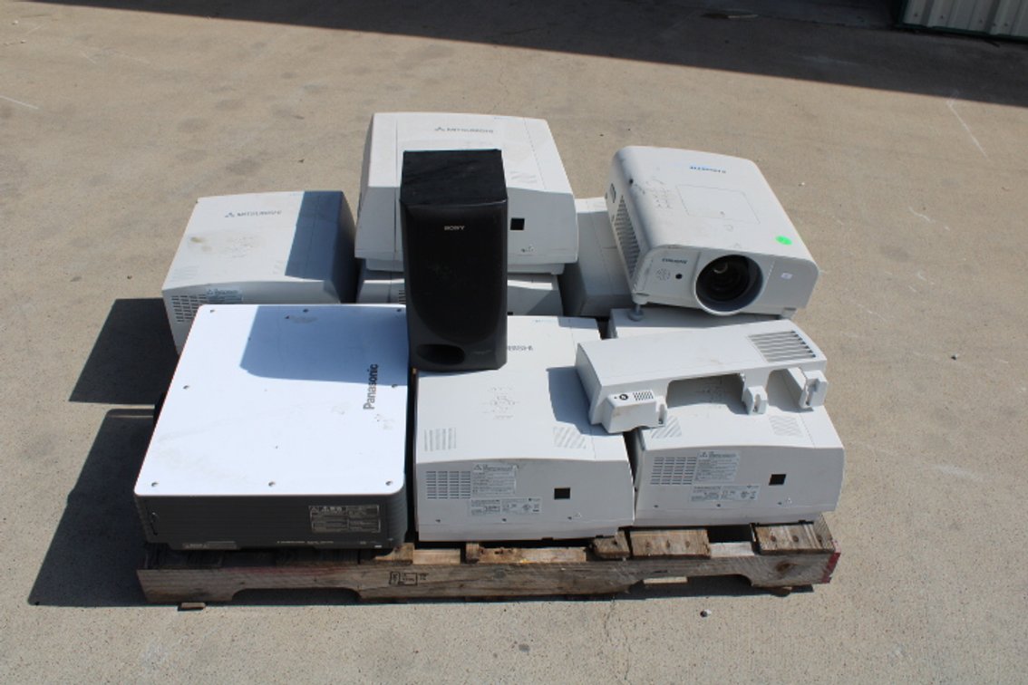 Projectors and Speaker