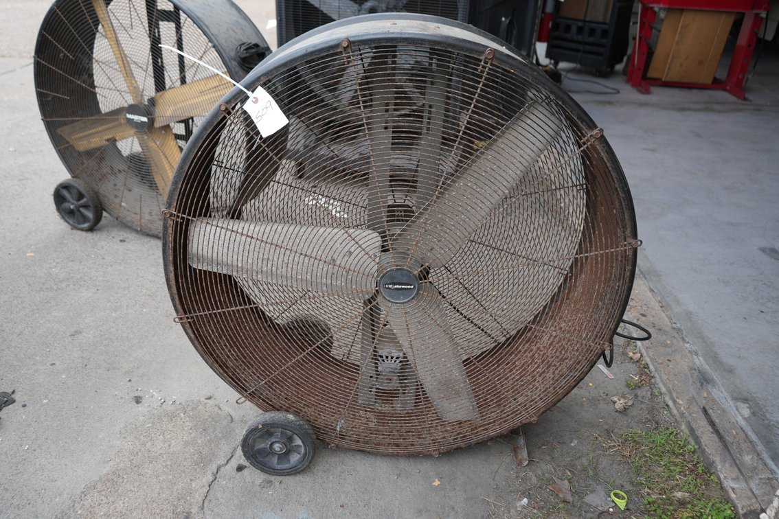 Lakewood Shop Fan