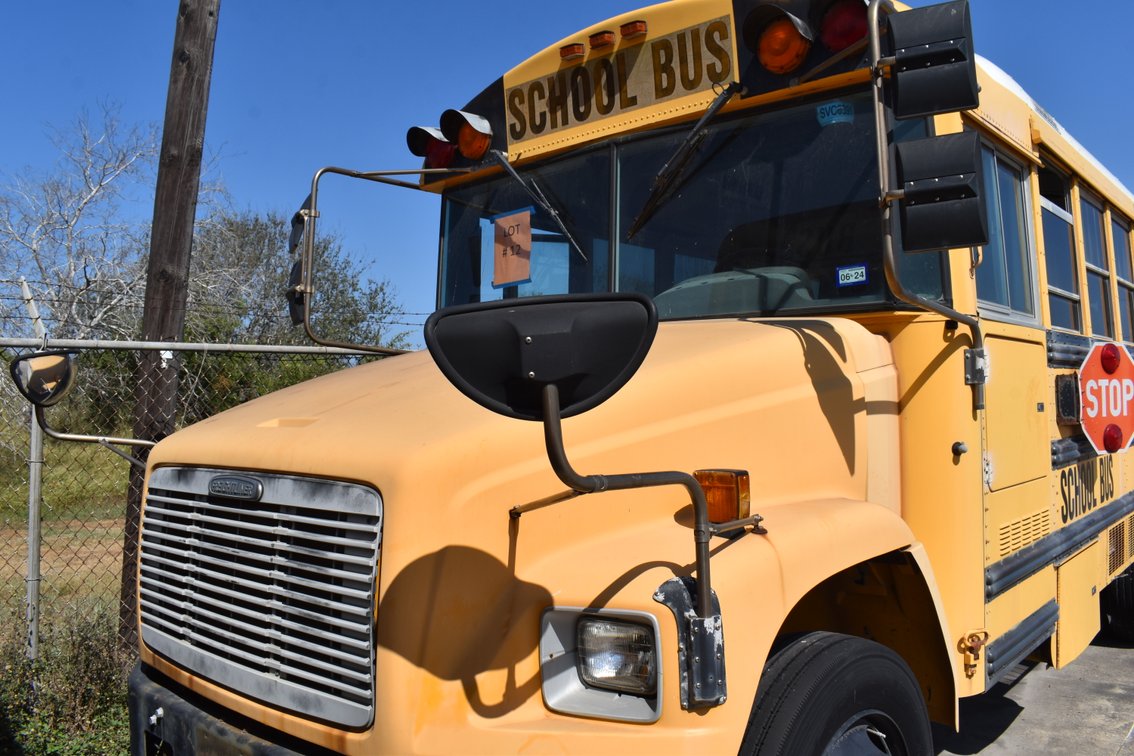 2004 Freightliner School Bus