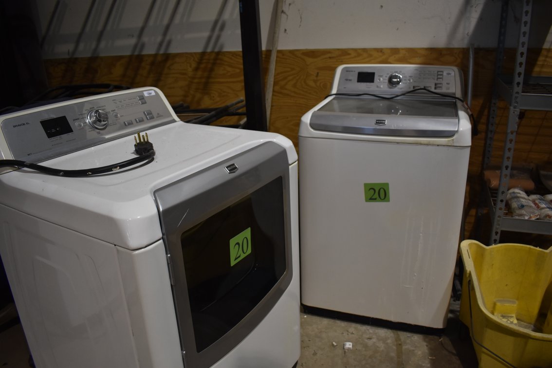 Maytag Bravos XL Washer & Dryer Set