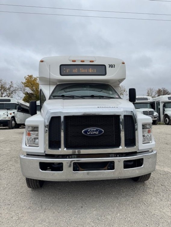 2019 Ford F650 Super Duty Bus
