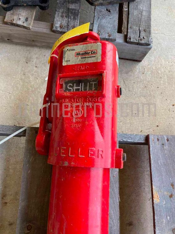(1) Mueller Co. Post Indicator Valve