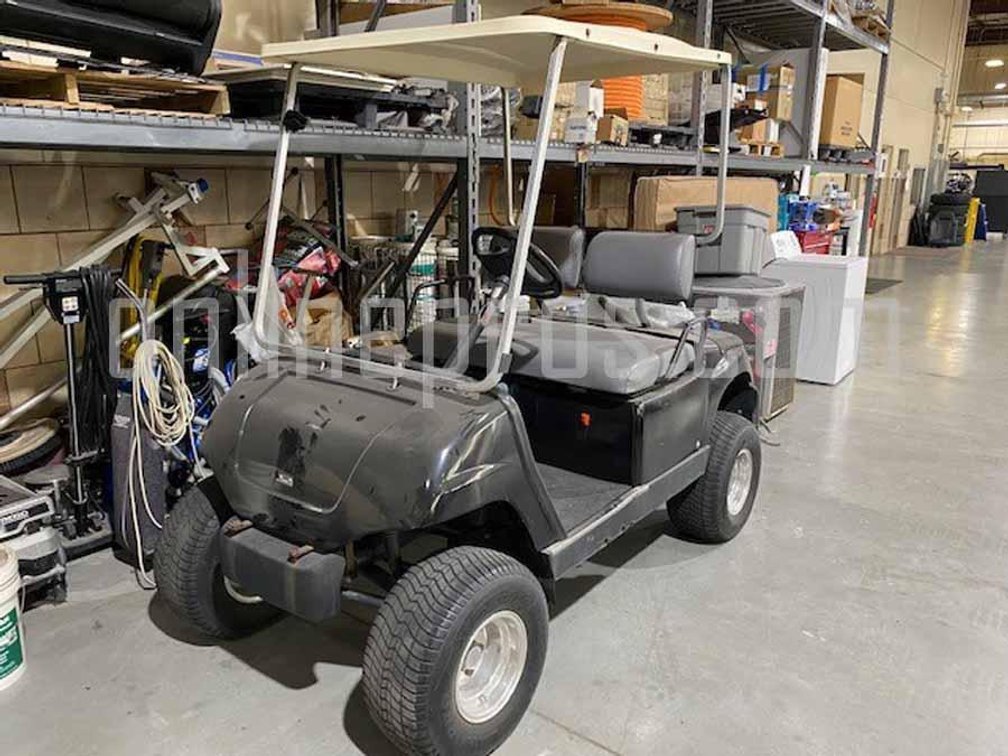 (1) Yamaha Golf Cart
