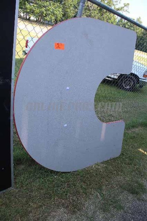 (1) U Shaped Table Top