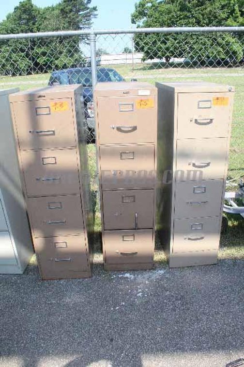 (Lot) 4 Drawer Legal File Cabinets