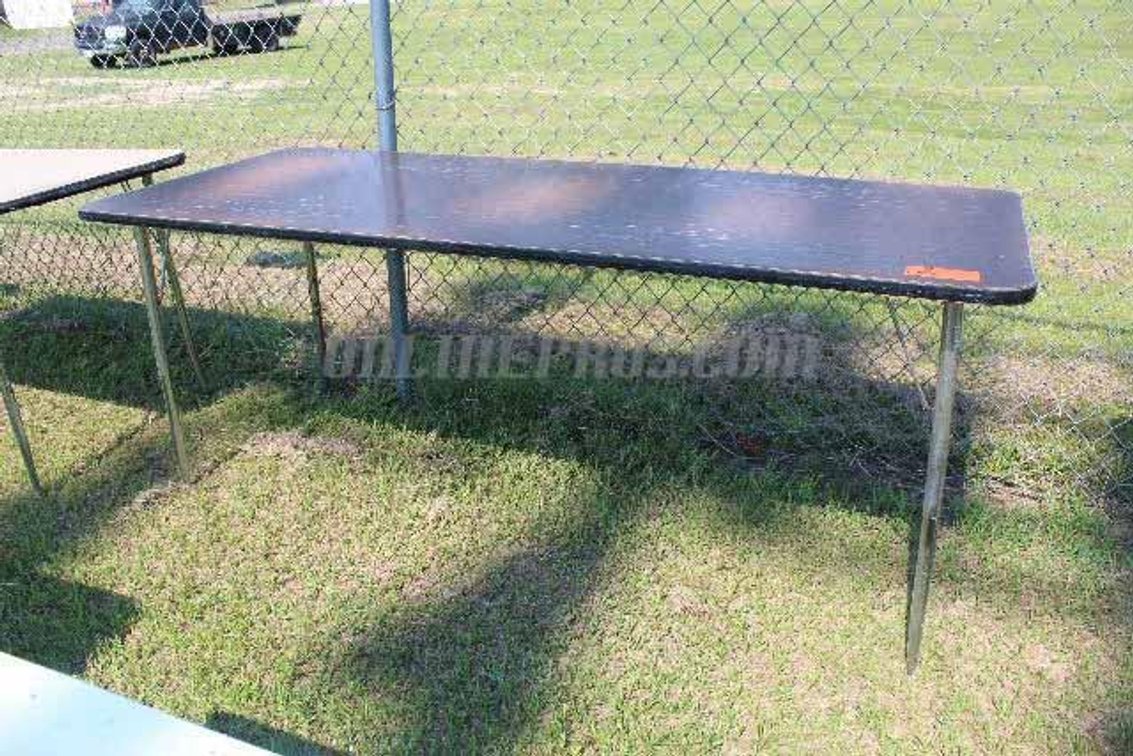 (1) Rectangle Table