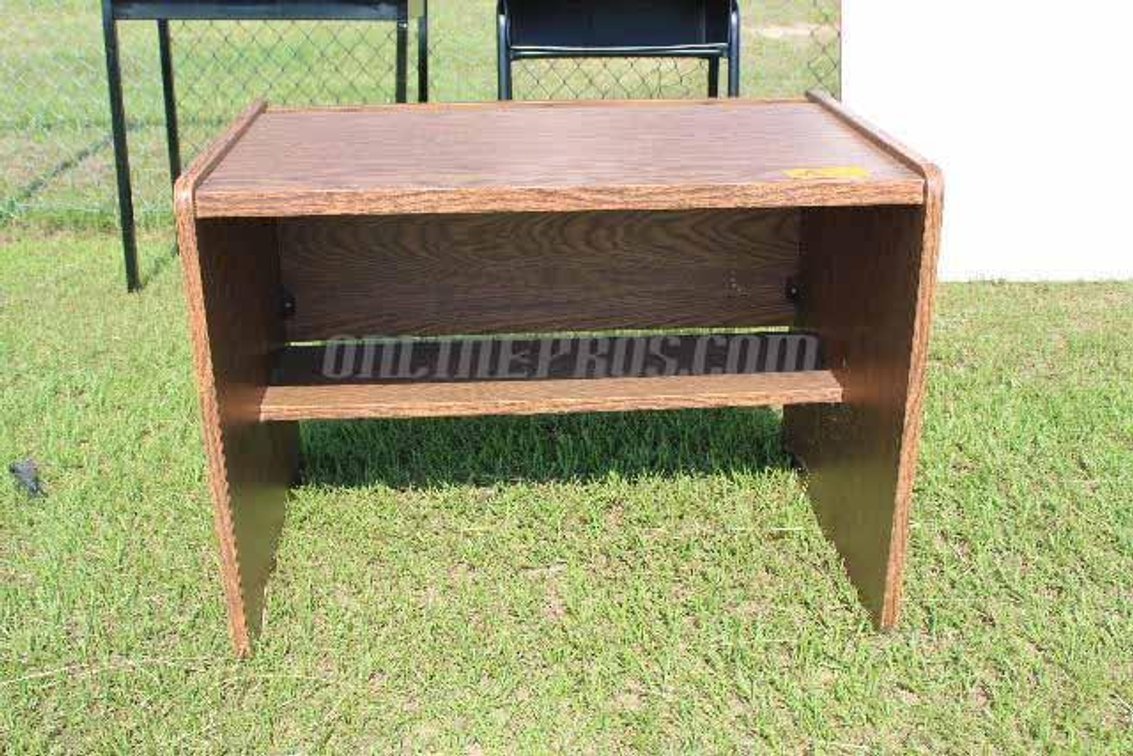 (1) Computer Table