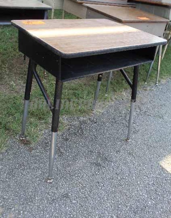 (1) Open Front Metal Student Desk