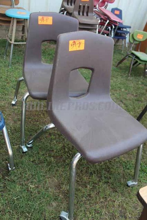 (Lot) Teachers Rolling Chairs