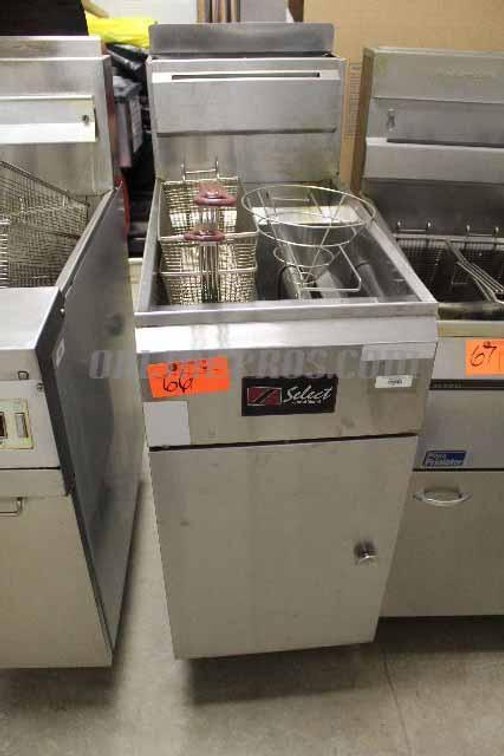 (Lot) Southbend Double Deep Fryer And Baskets
