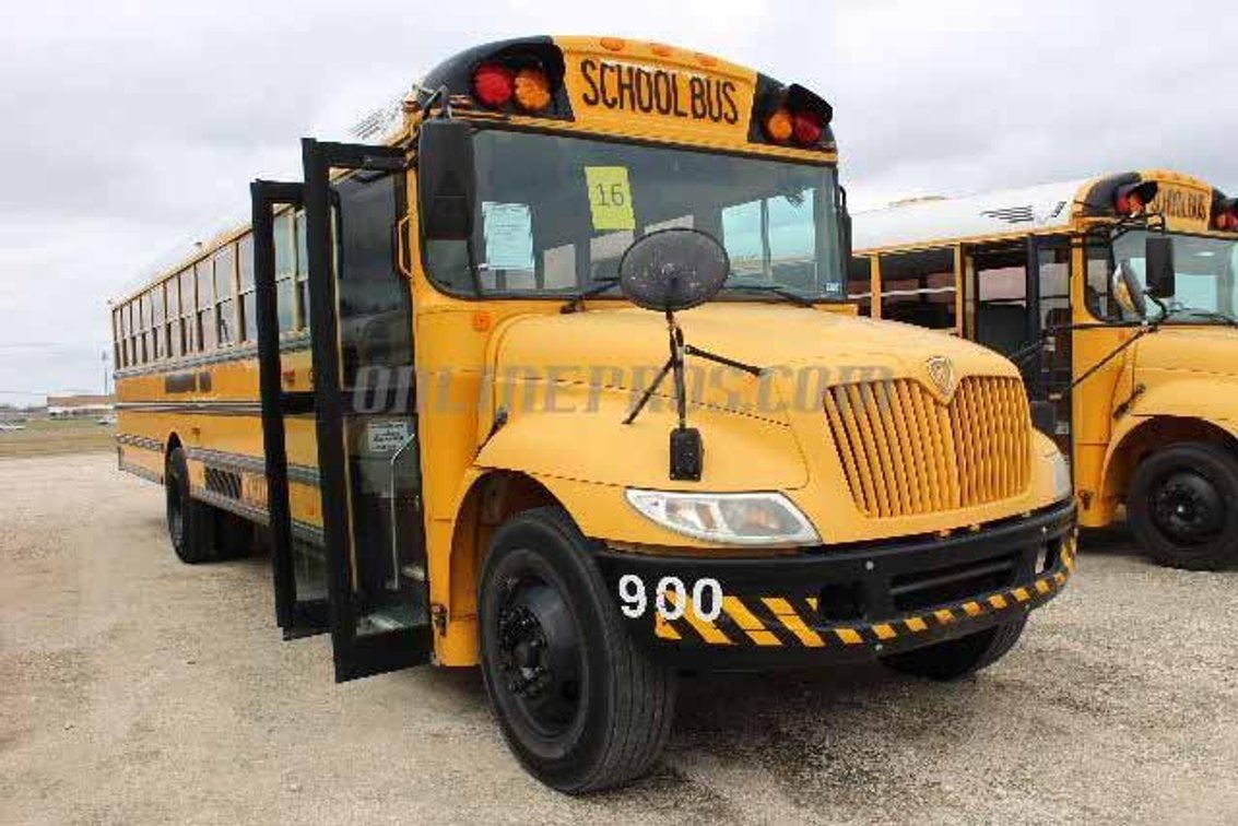 (1) 2005 IC School Bus Vin #5837