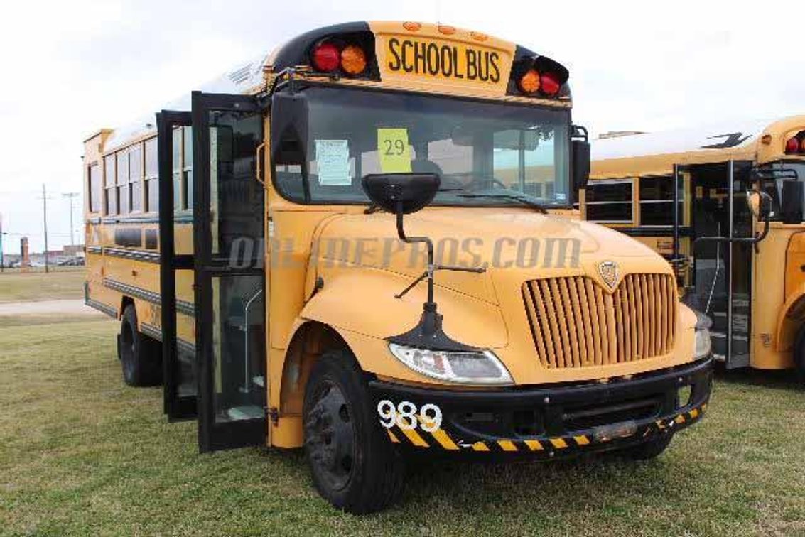 (1) 2006 IC School Bus Vin #5534