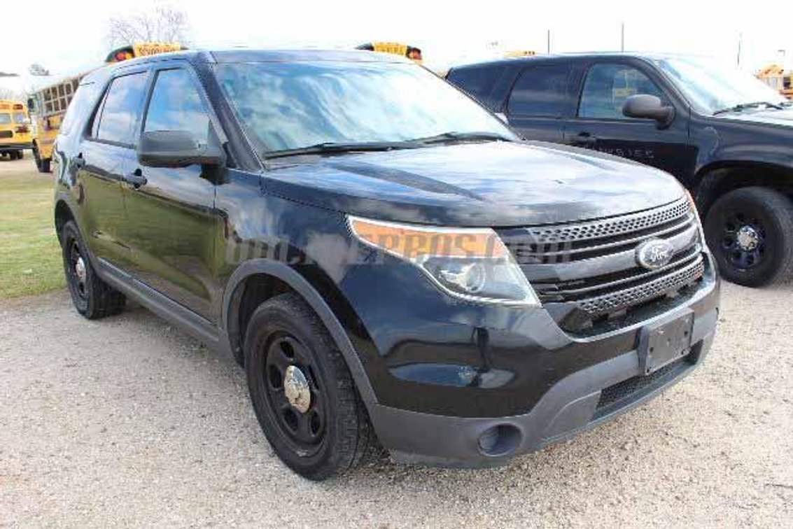 (1) 2013 Ford Explorer Vin #0581