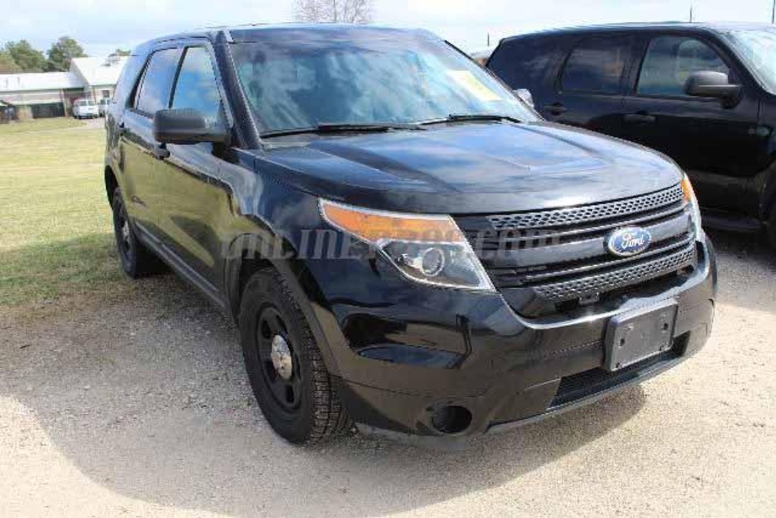 (1) 2013 Ford Explorer Vin #0576