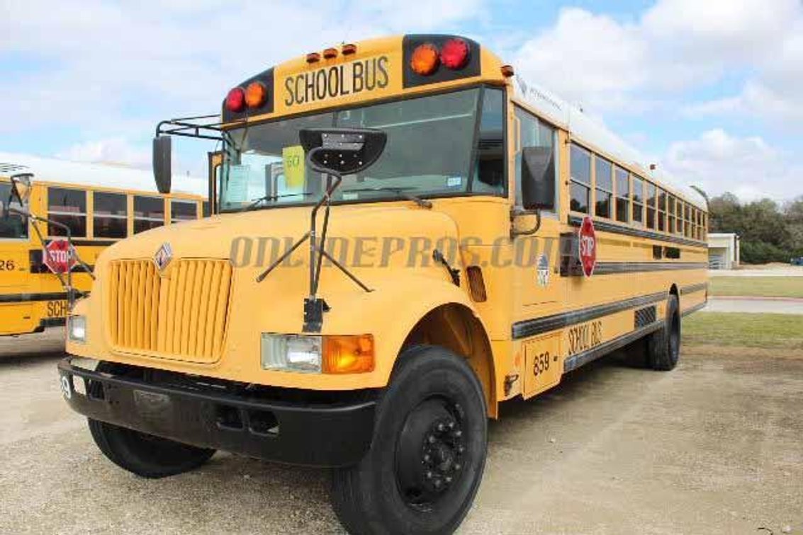 (1) 2002 International School Bus Vin #6866 - Will Need To Be Towed