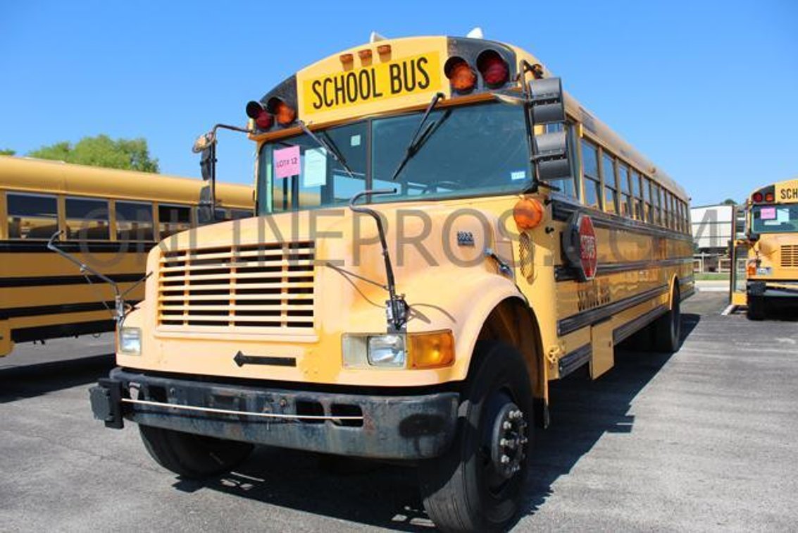 (1) 1998 International Bus Vin #0426