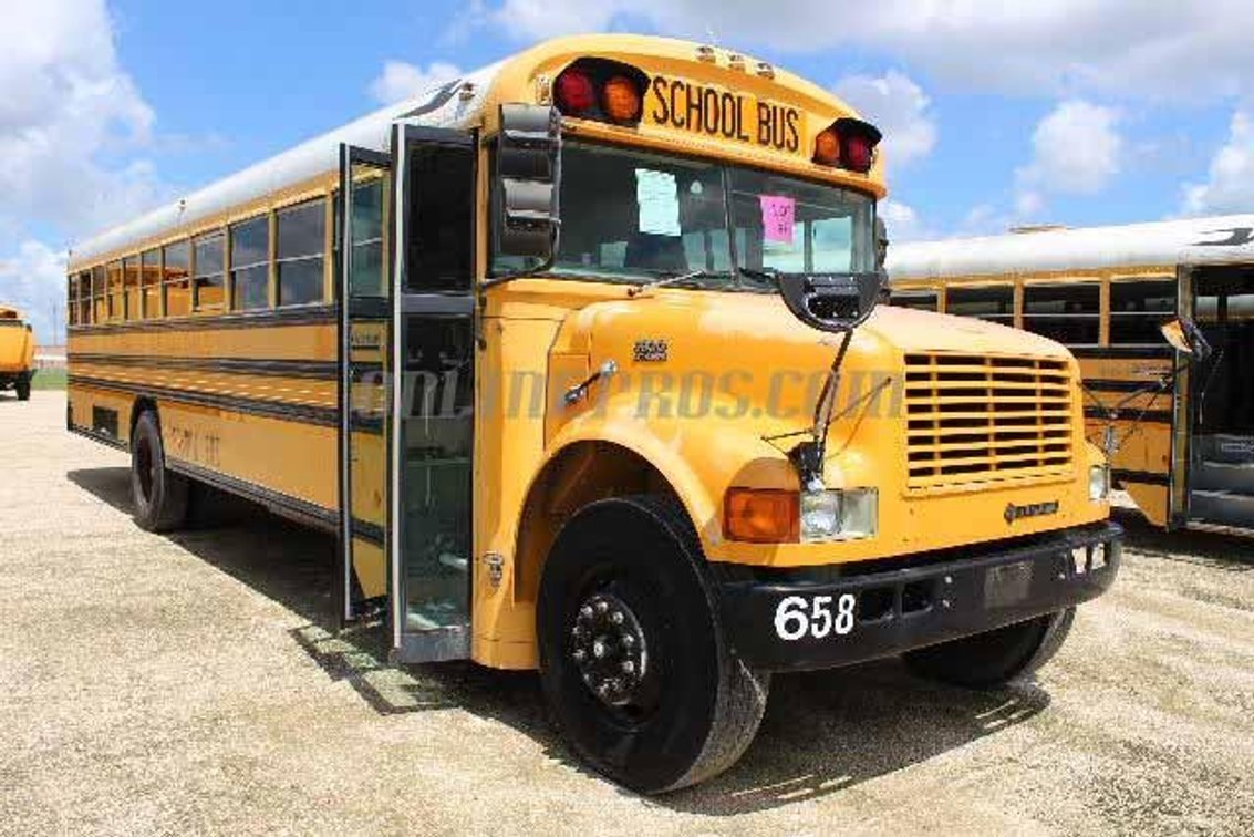 (1) 1997 International Bus Vin #9780