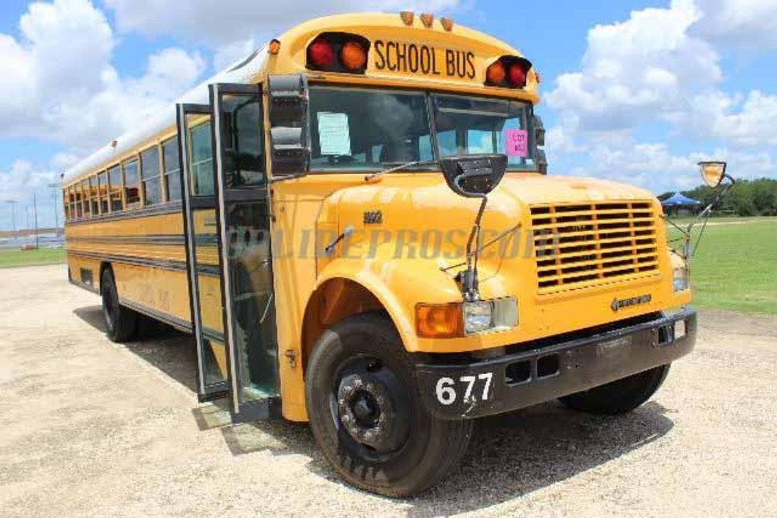 (1) 1998 International Bus Vin #1492