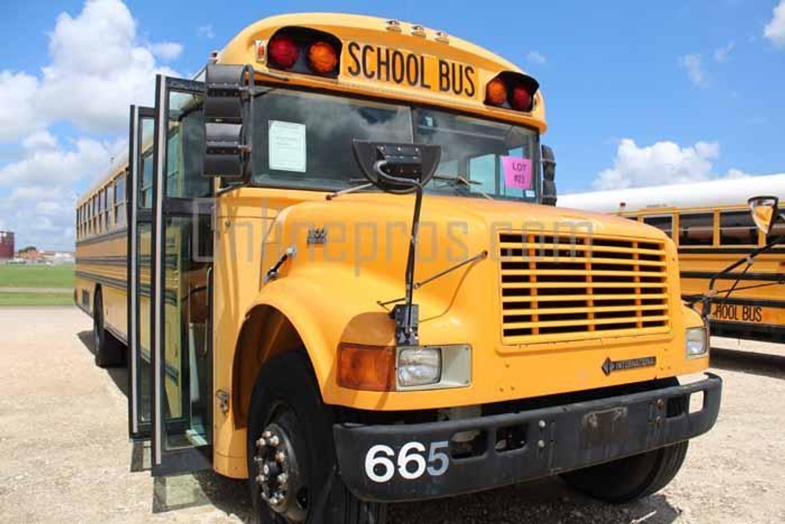(1) 1997 International Bus Vin #9790