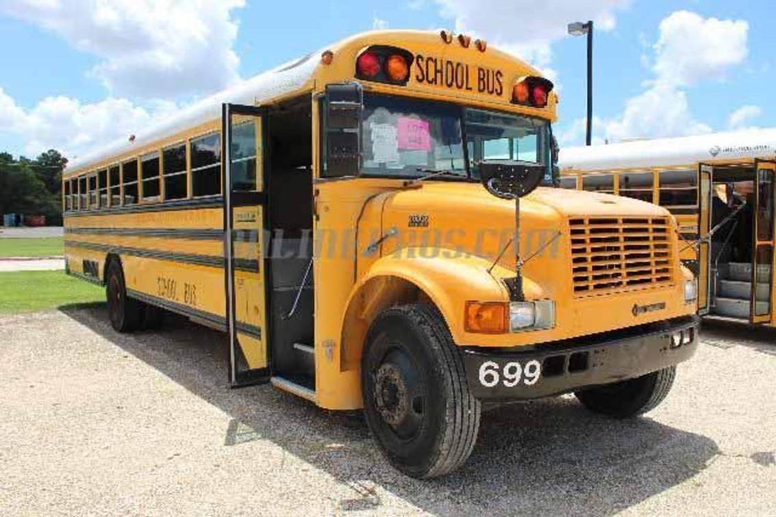 (1) 1998 International Bus Vin #1479 - Needs To Be Towed