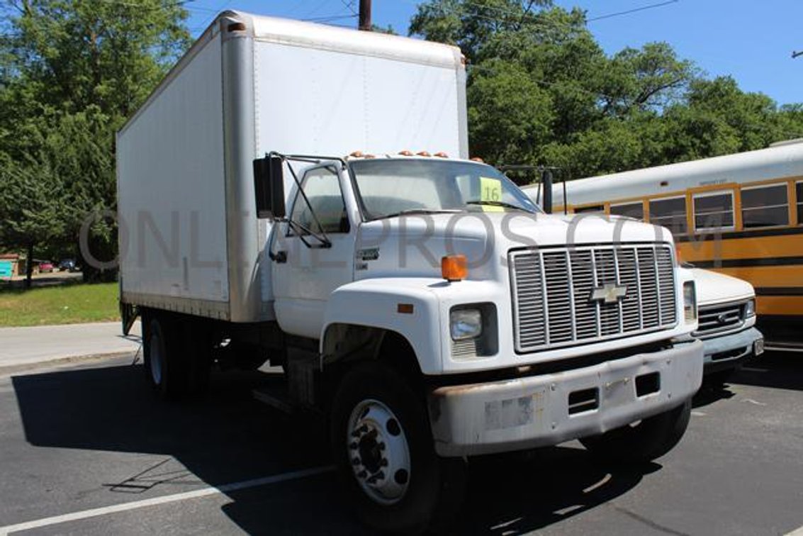 (1) 1996 Chevy Heavy Duty Box Truck Vin #7241 (Needs To Be Towed)
