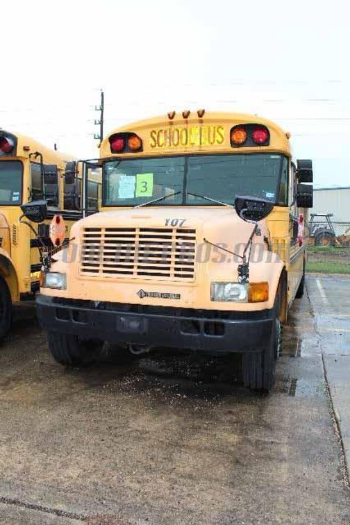 (1) 2000 International School Bus Vin#1813- Will Need To Be Towed