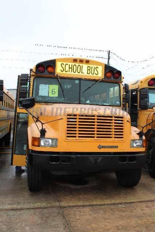 (1) 1999 Thomas School Bus Vin# 5866