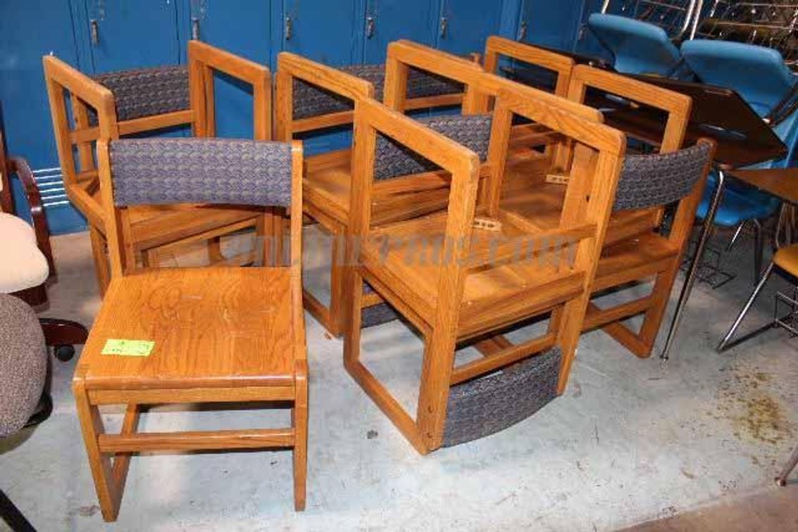 (Lot) Wood Chairs