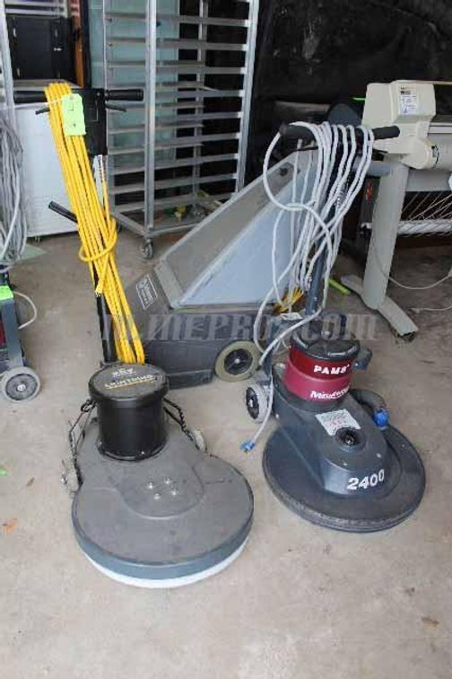 (Lot) Floor Machines