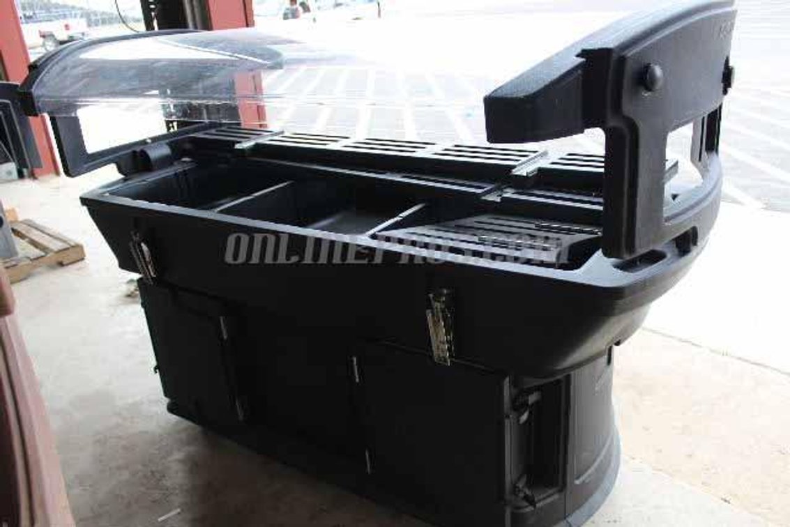 (1) Carlisle Portable Salad Bar