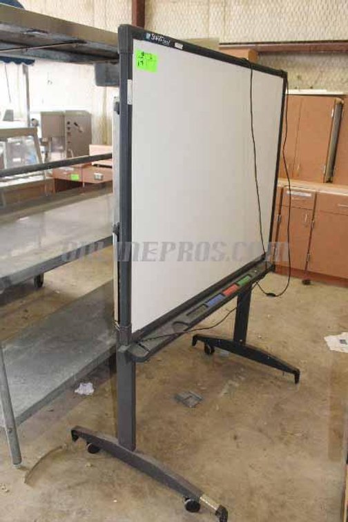 (1) Smart Board