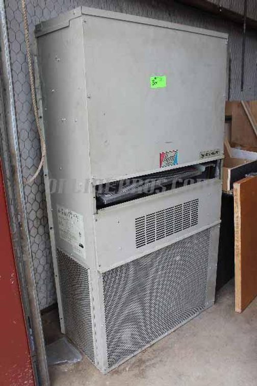 (1) Bard Wall Mount AC/Heat Unit