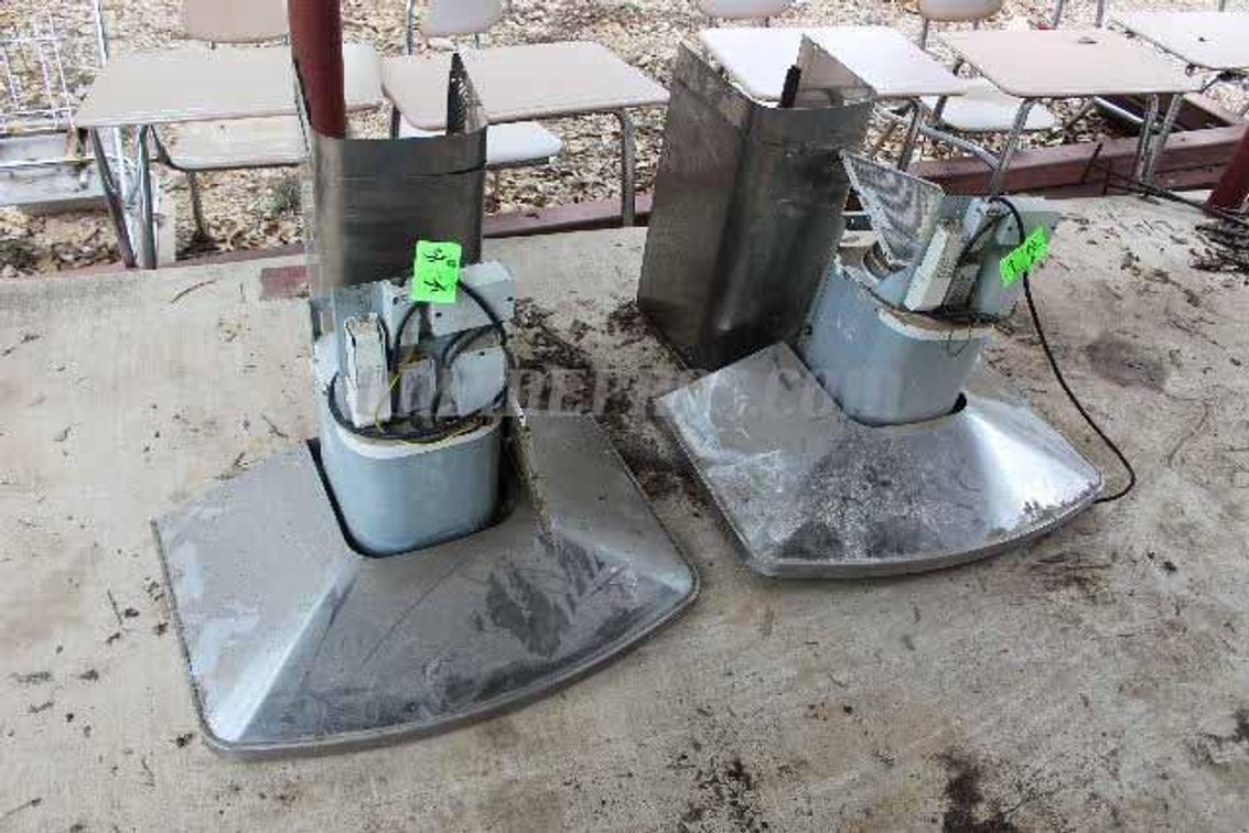 (Lot) Vent-a-Hoods