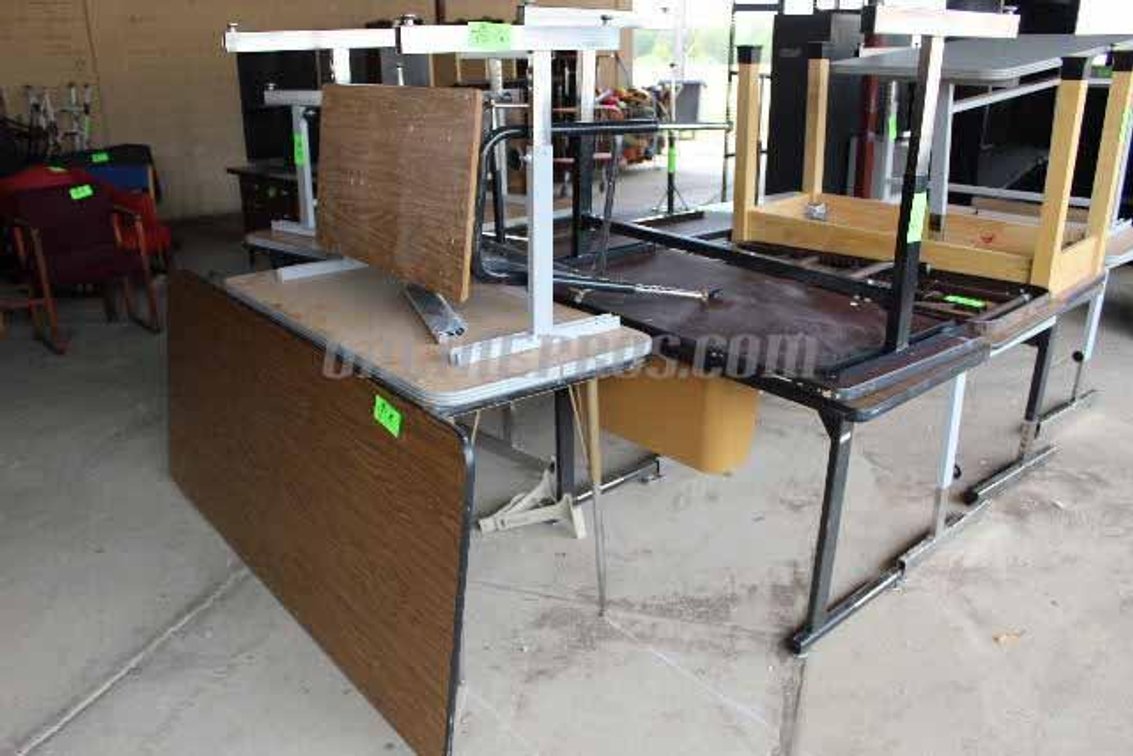 (Lot) Rectangle Tables & Misc.
