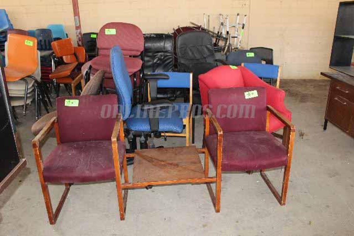(Lot) Office Chair & Misc.