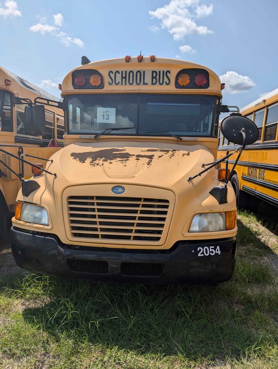 2009-  Blue Bird 8BB CV 2311S - School Bus - Will Need to Be Towed