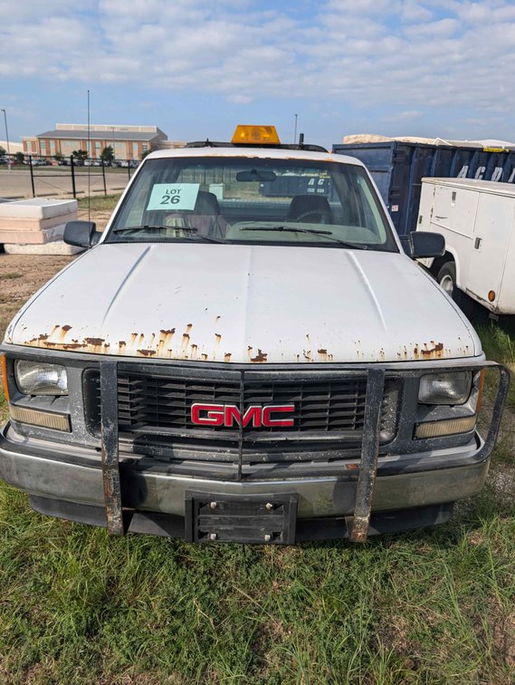 1995-  GMC Single Cab Truck- Will Need to Be Towed