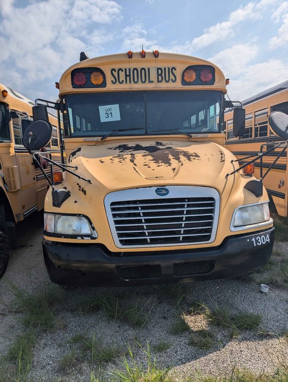 2009-  Blue Bird 63 BB CV 33I05 -School Bus - Will Need to Be Towed