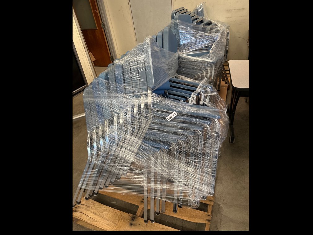 Full Size Chairs 